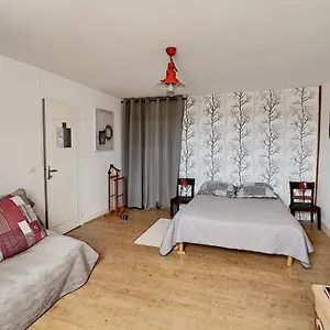 Frühstückspension Maison De Au Pied De La Montagne Noire, Mazamet